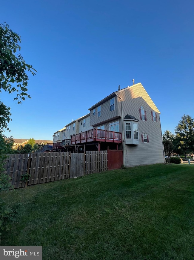 10514 Vista Gardens Dr, Bowie, MD 20720 - photo 3