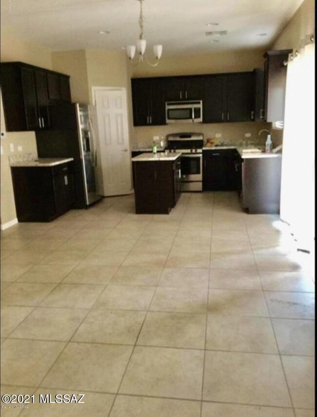 73F6CA41-B777-46BF-9638-2BC4B213A55C