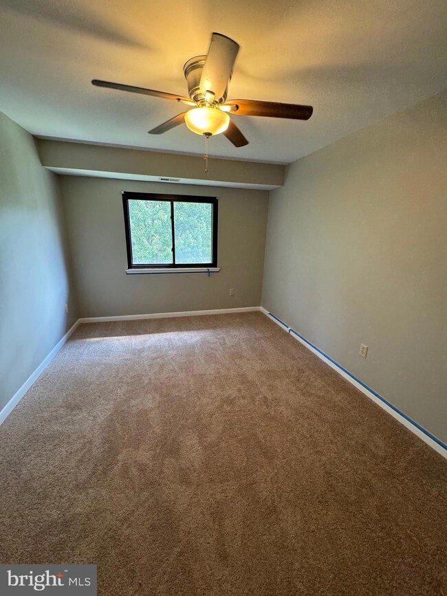 1002 Magnolia Woods Ct unit J, Edgewood, MD 21040 - photo 5