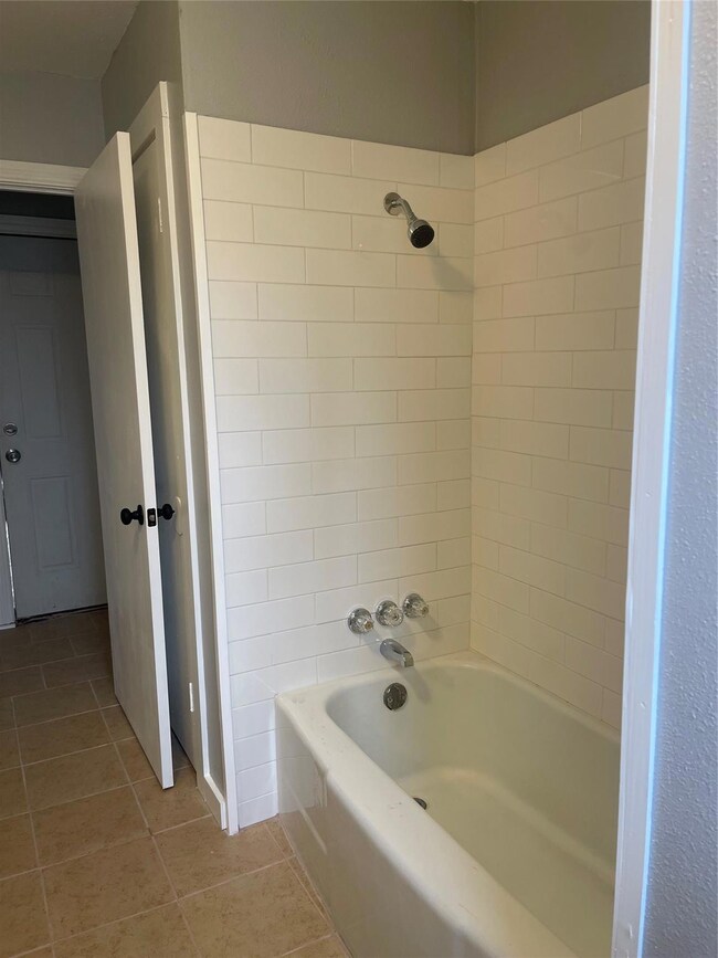 304 Front St, Pottsboro, TX 75076 - photo 3