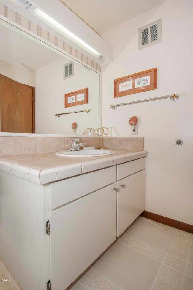 Half Bath (850x1280)
