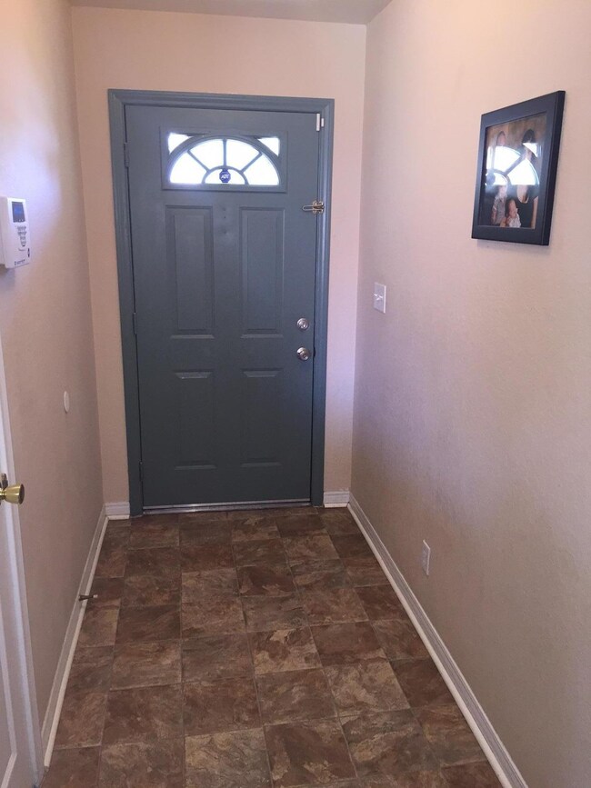 5523 Diamond St, Palmdale, CA 93552 - photo 2