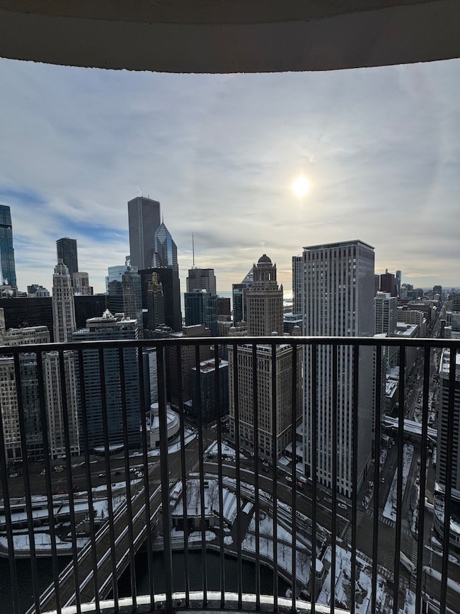 Marina City unit 5032, Chicago, IL 60654 - photo 4