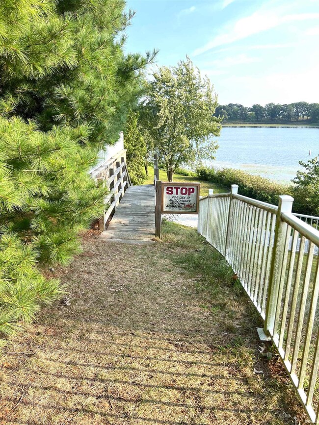 128 Ems D21 Ln, Syracuse, IN 46567 - photo 5