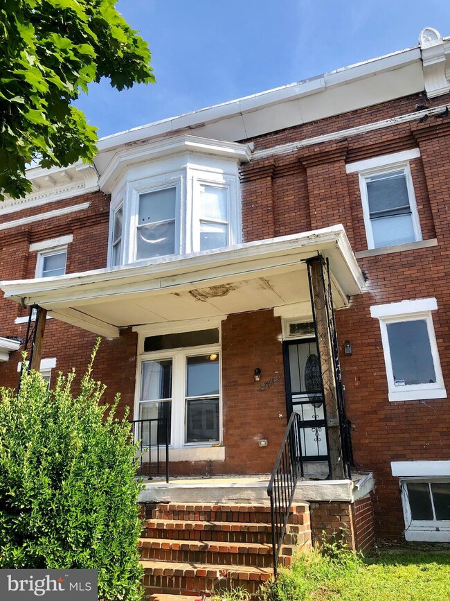 2312 Arunah Ave, Baltimore, MD 21216 - photo 3