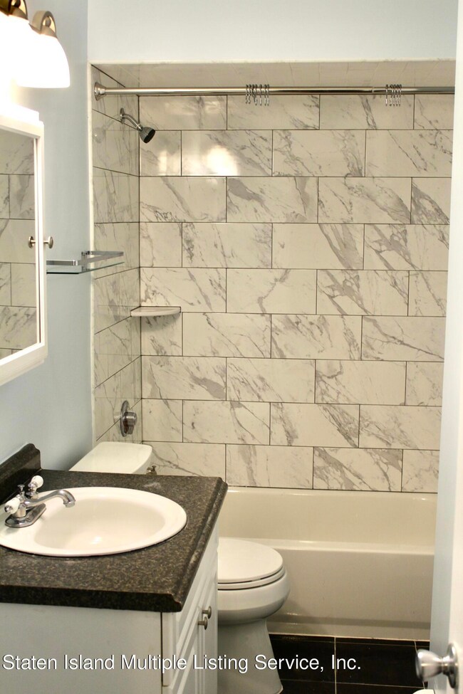 123 Edgegrove Ave unit Side, Staten Island, NY 10312 - photo 5