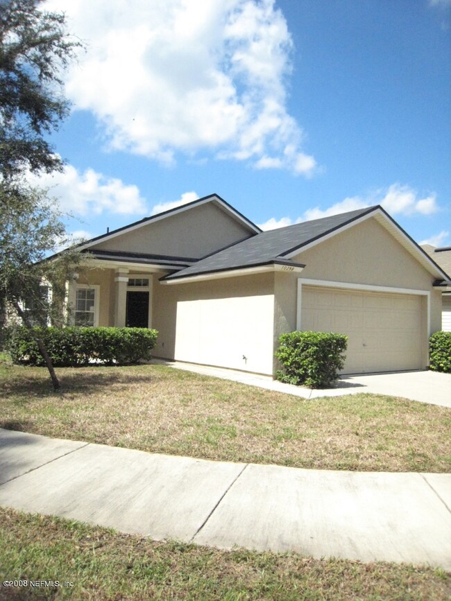 10398 Centerwood Ct, Jacksonville, FL 32218 - photo 2