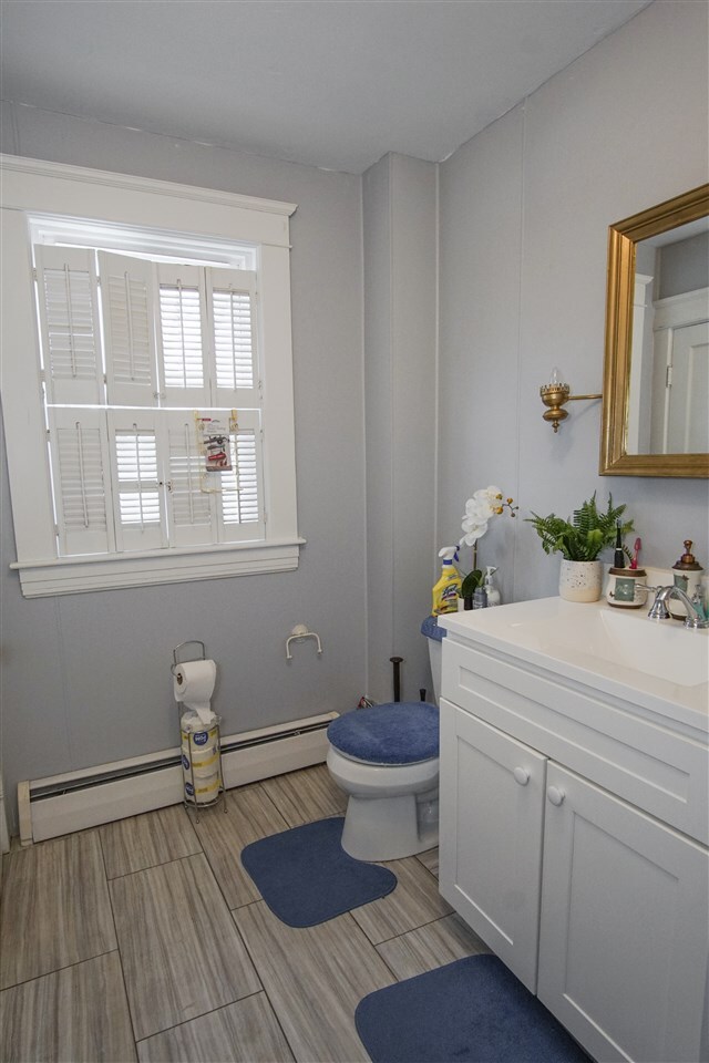 14 6th St unit 107, Nashua, NH 03060 - photo 3