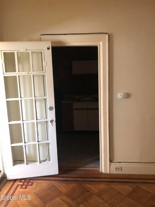 3 St Pauls Place, Troy, NY 12180 - photo 6