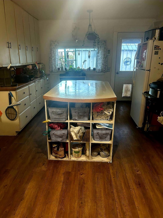 119 W Colville Ave, Chewelah, WA 99109 - photo 2