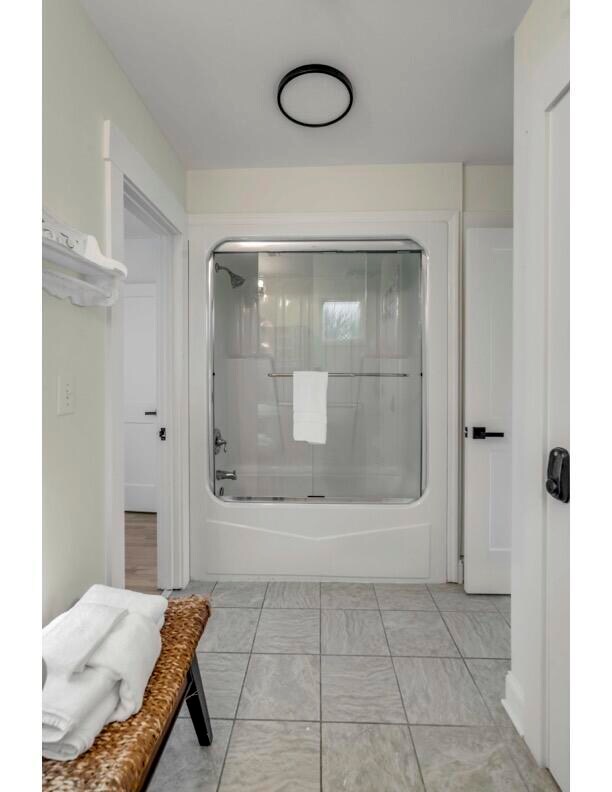 bedroom 1 - en suite