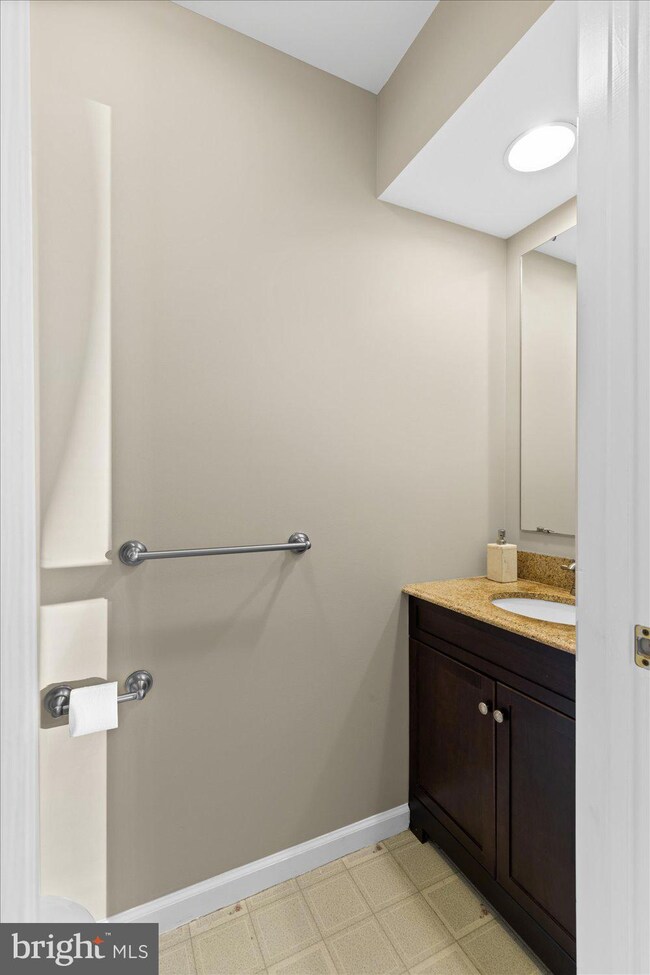 4067 Buttonwood Dr, Mount Joy, PA 17552 - photo 6