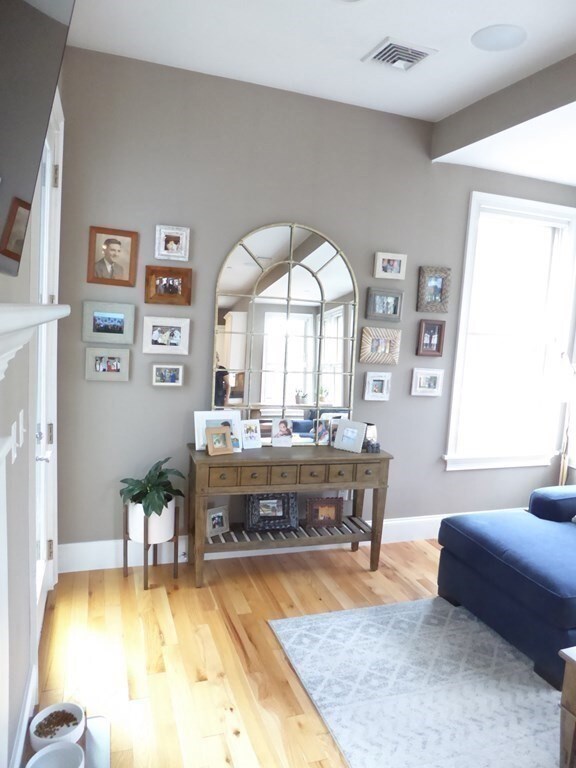 585 E 7th St unit 3, Boston, MA 02127 - photo 3