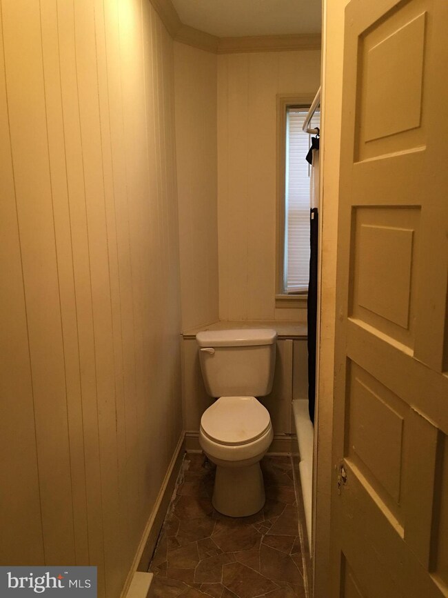 224 S 2nd St, Chambersburg, PA 17201 - photo 7