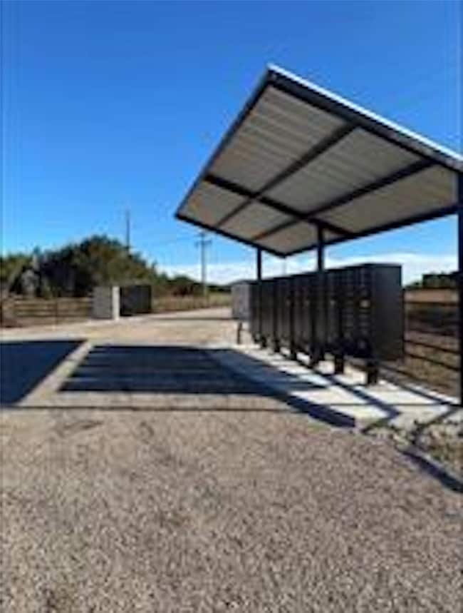 1033 Preston Valley Trail, Glen Rose, TX 76043 - photo 3