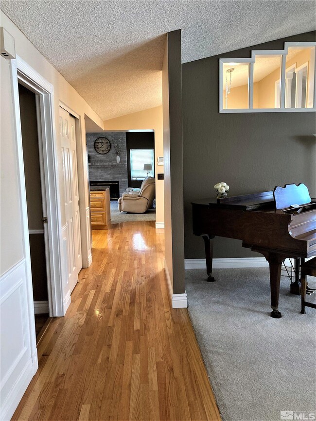 1313 Pullman Dr, Sparks, NV 89434 - photo 4