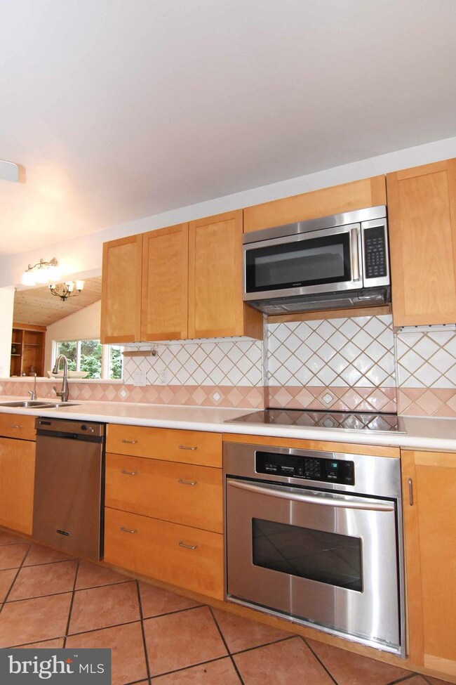 18 Cushing Ave, Annapolis, MD 21403 - photo 7