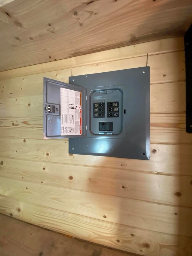 S-522 breaker box