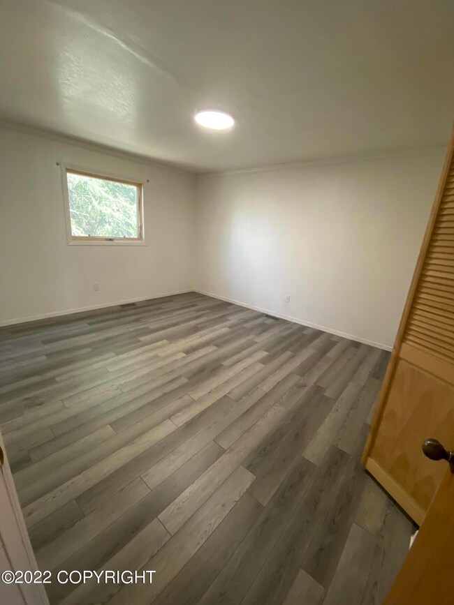 18919 Sarichef Loop, Eagle River, AK 99577 - photo 5