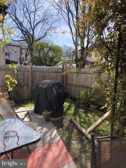 8 Spring Garden St, Riverside, NJ 08075 - photo 4