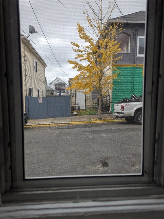 29 Palmer St unit 2, Salem, MA 01970 - photo 2