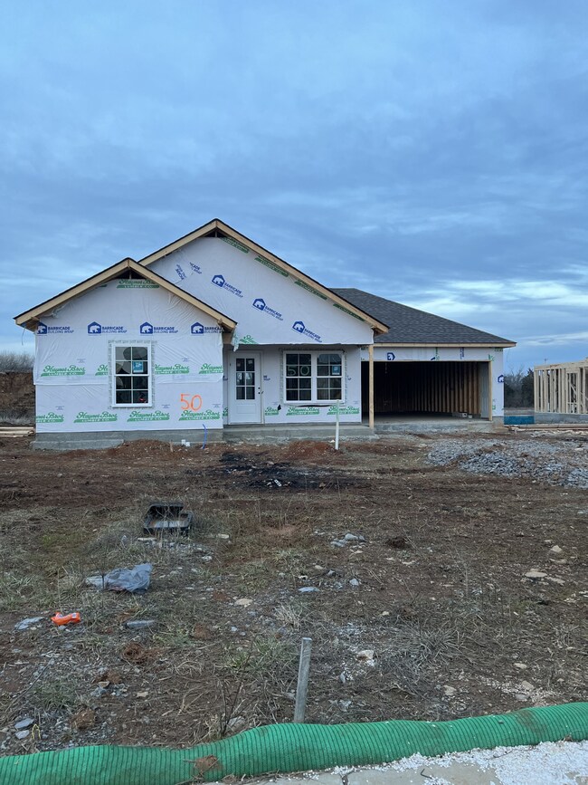 214 Meadow Dr, Shelbyville, TN 37160 - photo 4