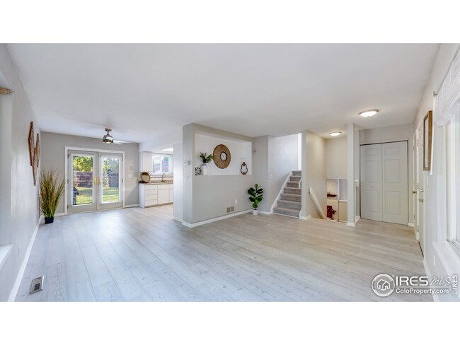 5289 S Ventura Way, Centennial, CO 80015 - photo 4