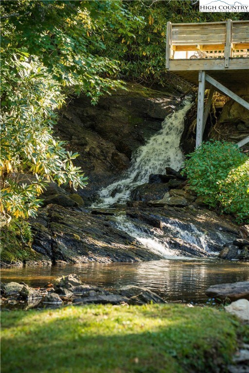 165 Clary Ct unit 2, Blowing Rock, NC 28605 - photo 4