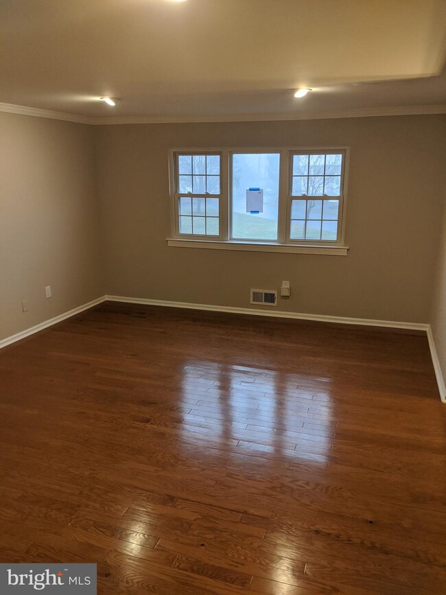 17 Featherbed Ct, Lawrence Township, NJ 08648 - photo 3