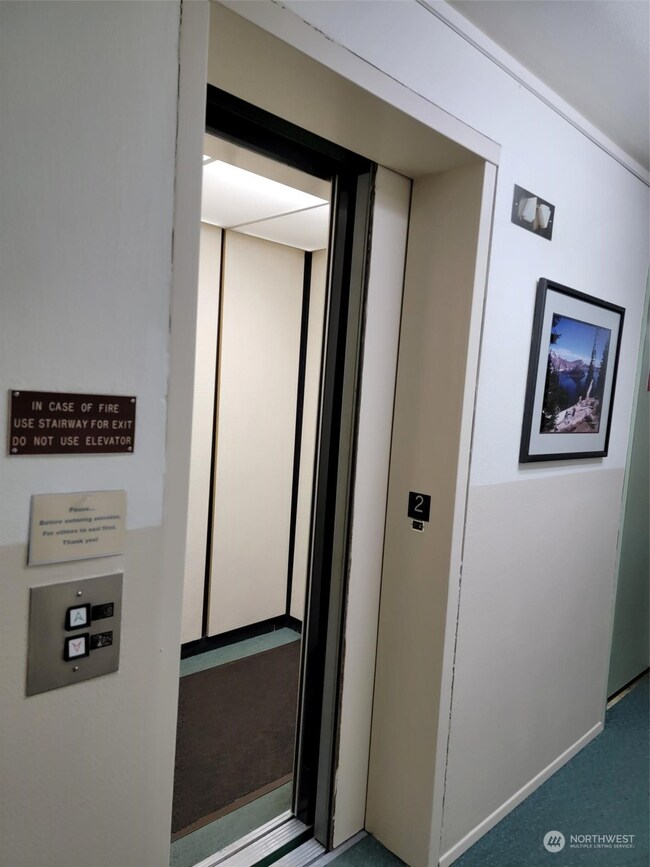 2005 Tibbetts Dr unit 210, Longview, WA 98632 - photo 4