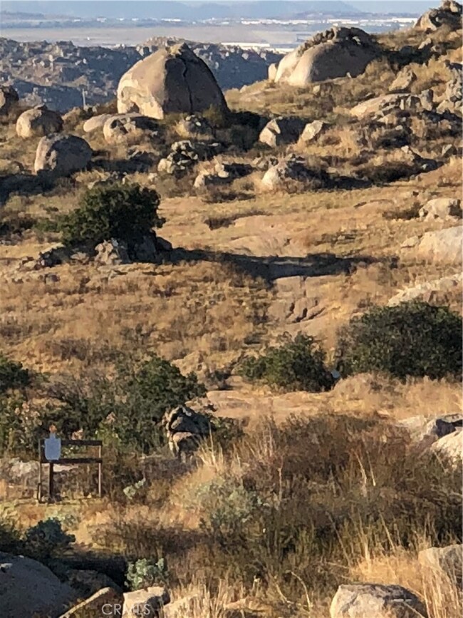 1 Mcintyre Rd, Menifee, CA 92585 - photo 3