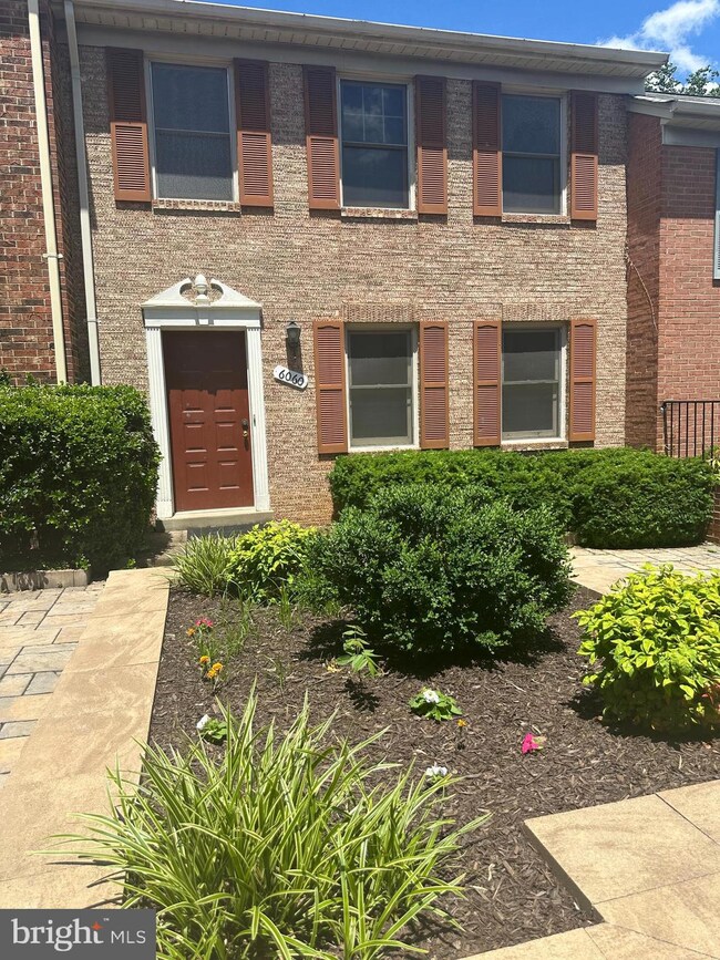 6060 Morgan Ct, Alexandria, VA 22312 - photo 3