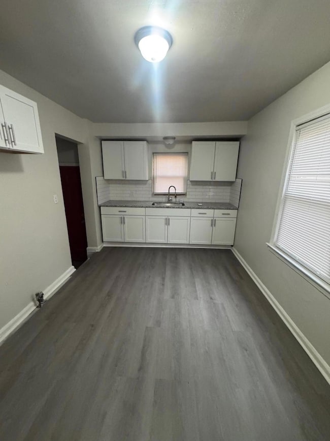 8900 Artesian St, Detroit, MI 48228 - photo 3