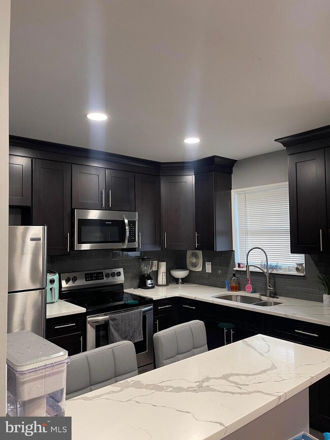 126H The Orchard, East Windsor, NJ 08512 - photo 2