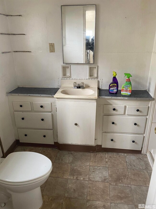 1213 H St, Sparks, NV 89431 - photo 6