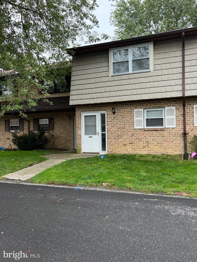 210 La Cascata, Clementon, NJ 08021 - photo 2