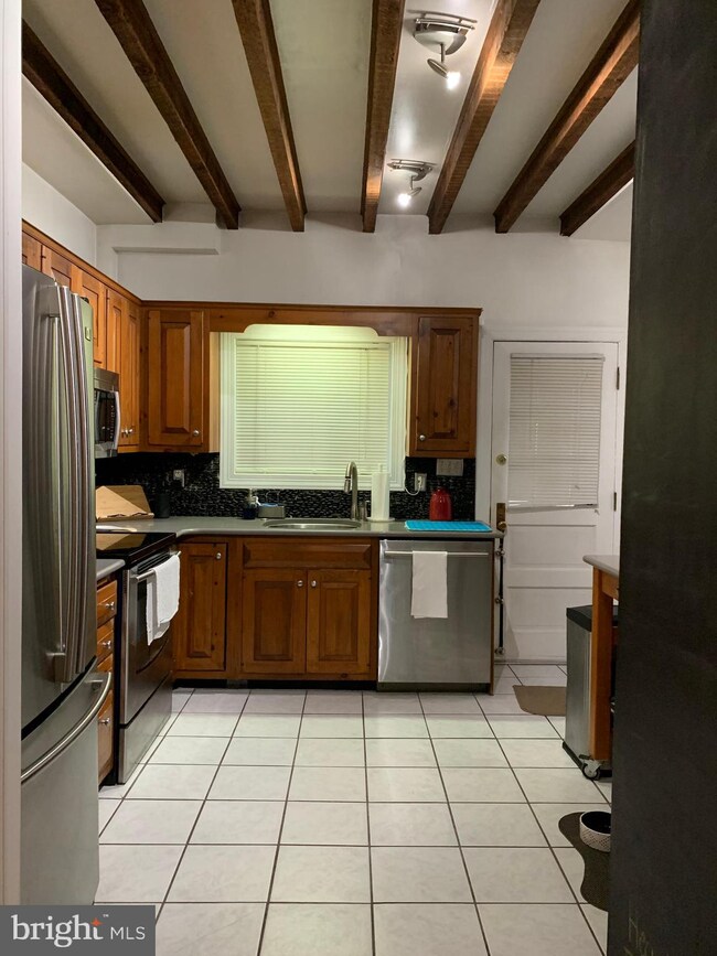 1403 N Adams St, Wilmington, DE 19806 - photo 5