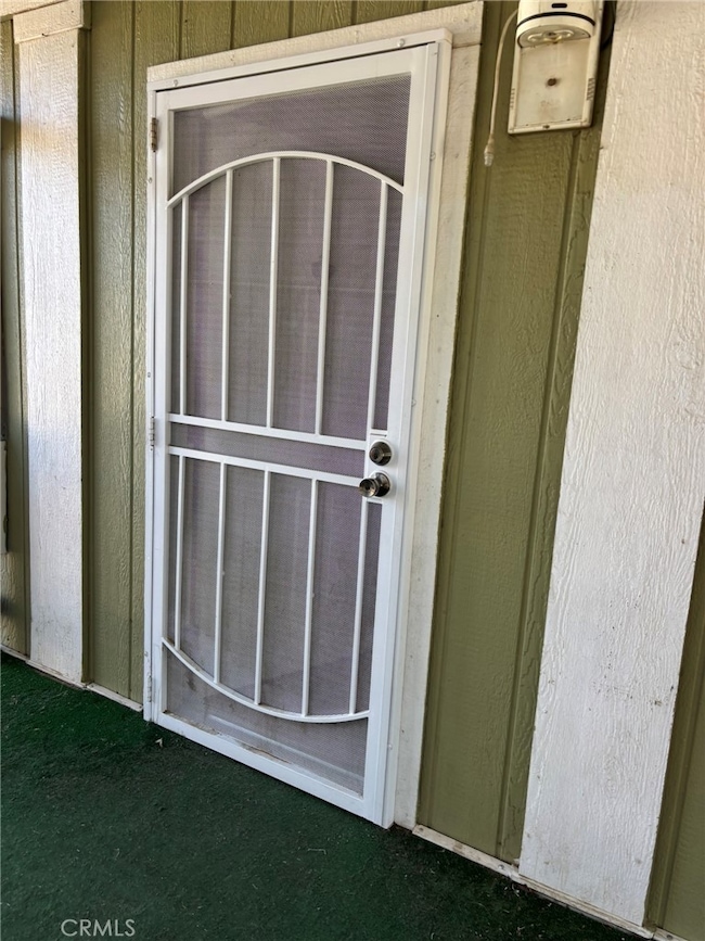 20843 Waalew Rd unit C4, Apple Valley, CA 92307 - photo 5