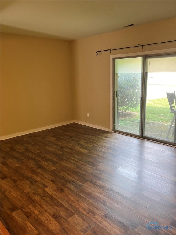 PATIO DOOR OFF LIVING ROOM