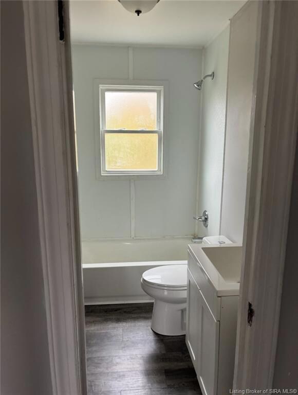 327 S 3rd St, Austin, IN 47102 - photo 6