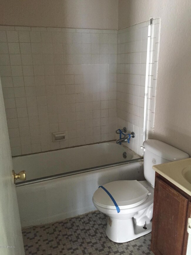 2135 Figaro Ln, Jacksonville, FL 32210 - photo 7