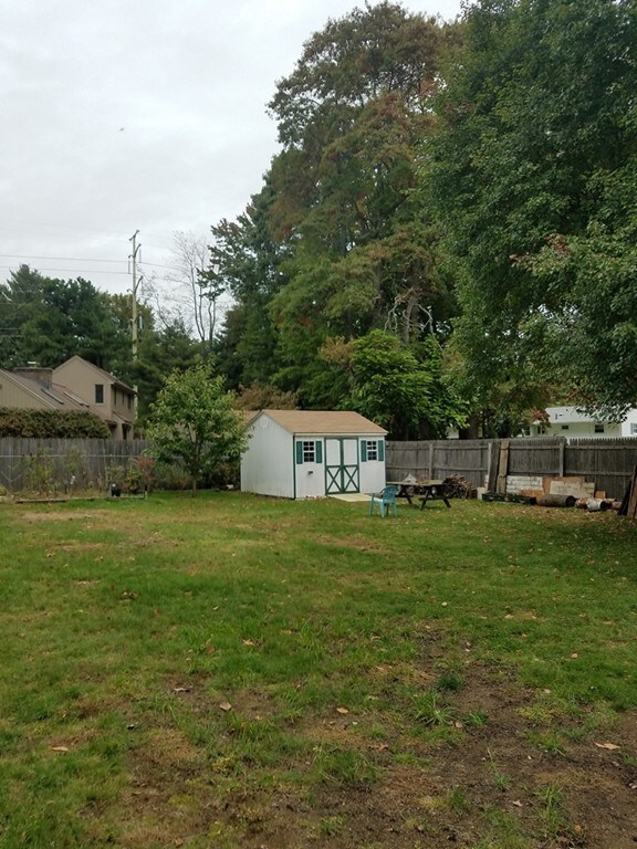 20 Gale St unit 22, Feeding Hills, MA 01030 - photo 4