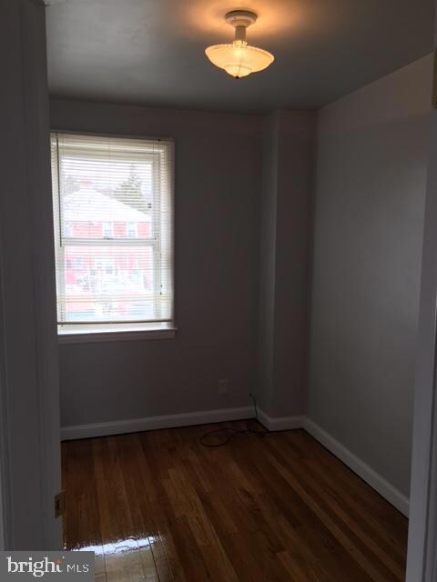 4530 Mountview Rd, Baltimore, MD 21229 - photo 4