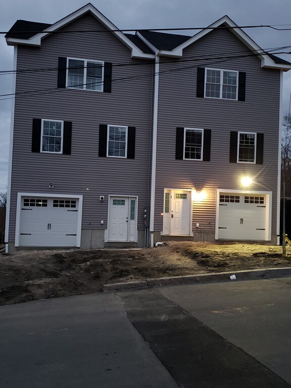 84 Harvard St unit 84, Fall River, MA 02720 - photo 2