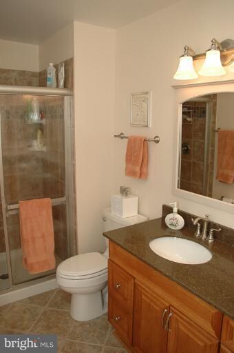 12703 Turberville Ct, Herndon, VA 20171 - photo 2