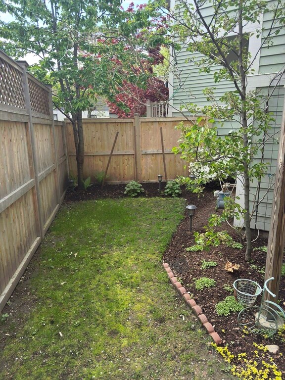 57 Kinnaird St unit 57, Cambridge, MA 02139 - photo 2