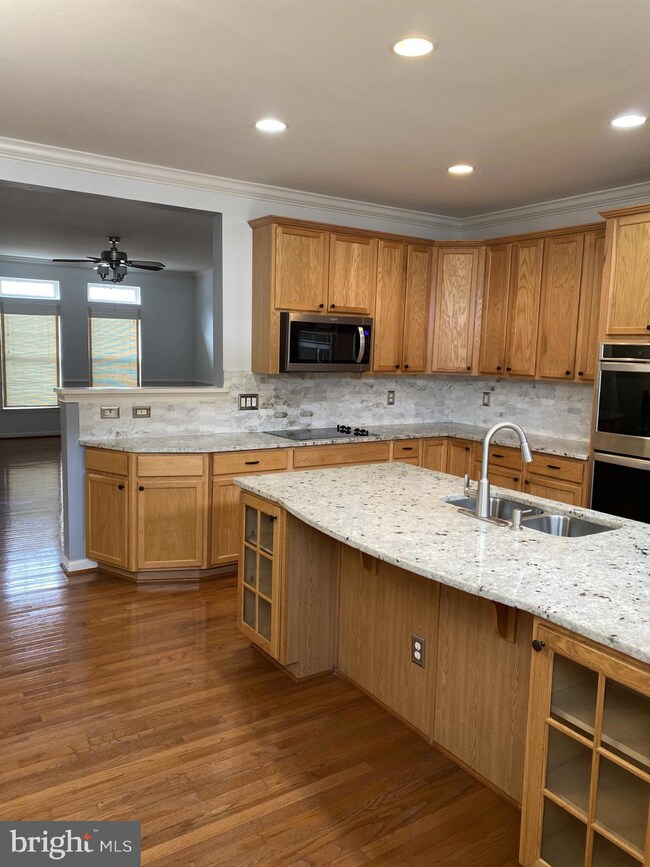 15205 Torbay Way, Woodbridge, VA 22191 - photo 5