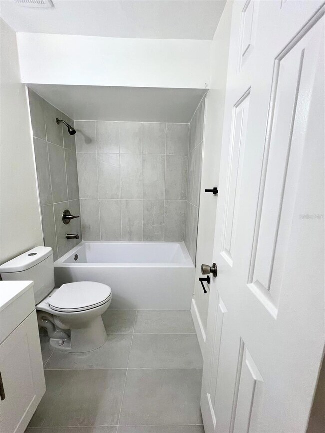 96 Windtree Ln unit 203, Winter Garden, FL 34787 - photo 5