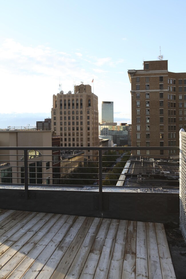 Rooftop Deck