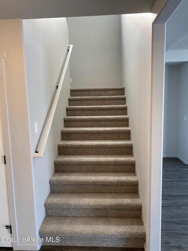 6507 W Astoria Loop, Rathdrum, ID 83858 - photo 5